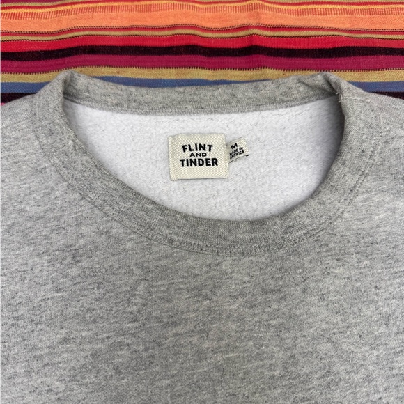 FLINT & TINDER 10 YEAR CREWNECK SWEATER Made In USA mens M - Picture 2 of 5